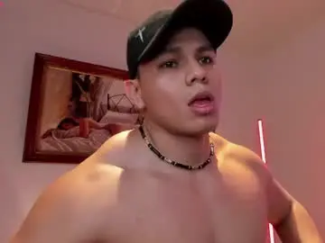 Chaturbate Free Live Porn of roy__constance