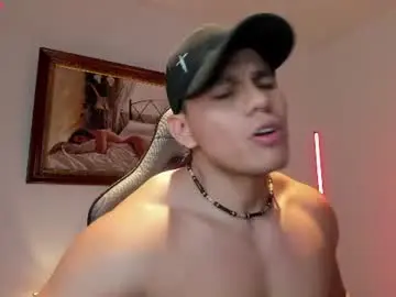 Chaturbate Free Live Porn of roy__constance