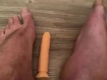 Chaturbate Live Sex Cam of ralle453