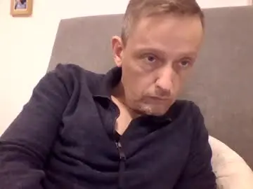 Chaturbate Live Porn of little_willy82