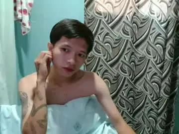 Chaturbate Live Sex Cam of asian_macky
