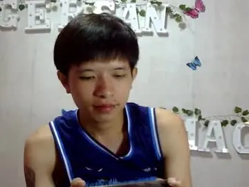 Chaturbate Watch Live Sex Cams of asian_macky