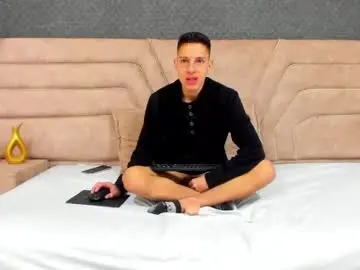 Chaturbate Nude Webcam of thiagos19