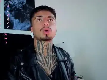 Chaturbate Free Porn Cam of bastian66_