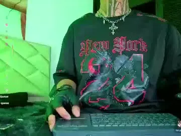 Chaturbate Free Live Porn of bastian66_
