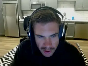 Chaturbate Live Sex Cam of bukkaking69