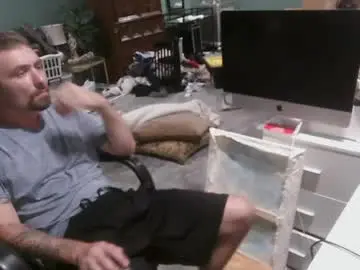 Chaturbate Live Porn of daddydic120402