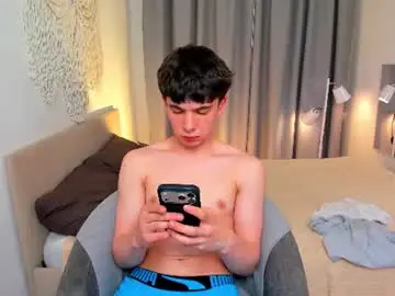 Chaturbate Adult Webcam of ethan_crowe