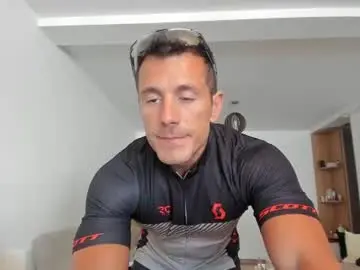 Chaturbate Adult Video Chat of roberto4ever