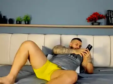 Chaturbate Adult Video Chat of frankmyles01