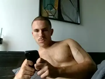 Chaturbate Free Porn Cam of muscleshow00