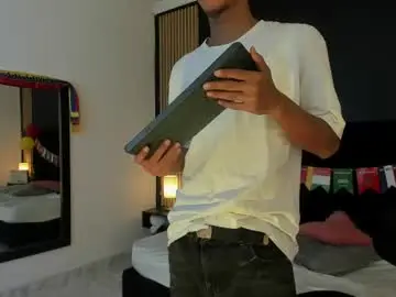 Chaturbate Nude Webcam of dilanx18