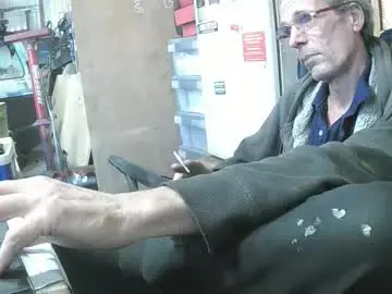 Chaturbate Private Sex Chat of 03oldskoolatgm