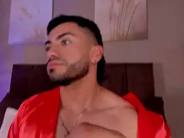 Chaturbate Live Sex Cam of alexander_diiaz