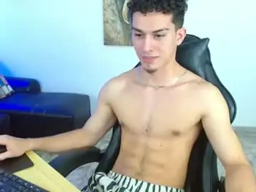 Chaturbate Live Porn of ryan_cum18