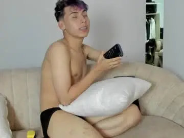 Chaturbate Live Porn of damon_wolfe