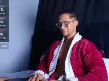 Chaturbate Best live sex cam show of roy_barney
