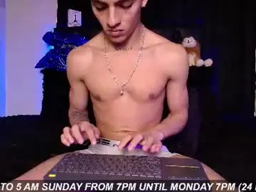 Chaturbate Sex Chat of james1lee_