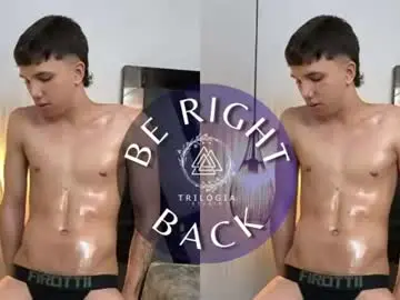 Chaturbate Sex Cam of andy_miller5