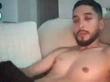 Chaturbate Live Sex Cam of papicubano_guapo23cm