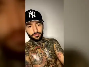 Chaturbate Best live sex cam show of pure_desire7