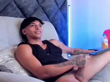 Chaturbate Free Live Porn of kroywave