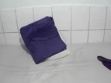 Chaturbate Live Sex Cam of augustopierdona26