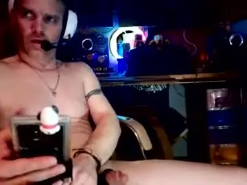 Chaturbate Adult Video Chat of str8foryouguy