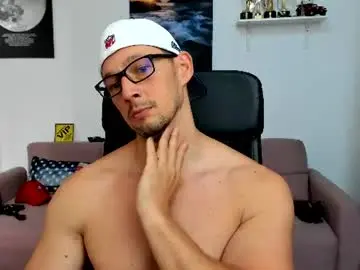 Chaturbate Live Sex Cam of brutusk1