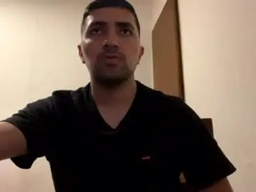 Chaturbate Nude Webcam of y0ungwithbrowndick