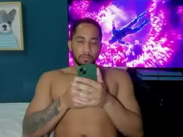 Chaturbate Free Porn Cam of cristobal12cock