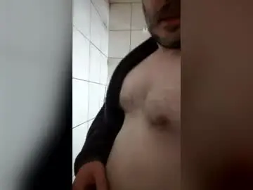 Chaturbate Sex Chat of under_the_desk40