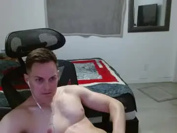 Chaturbate Nude Webcam of dmoney212