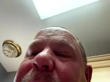 Chaturbate Nude Webcam of icanmakeyousquirt69