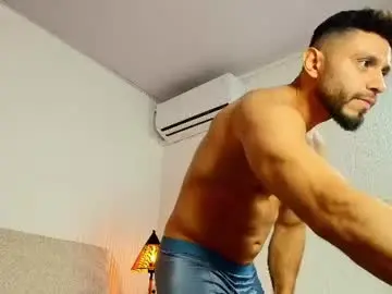 Chaturbate Live Sex Cam of mateo_vega_