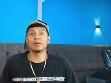 Chaturbate Live Sex of heros_37_