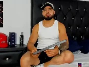 Chaturbate Free Live Porn of mikeblaree