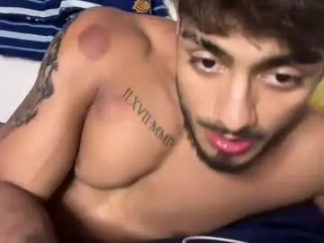 Chaturbate Live Sex Cam of avamo2