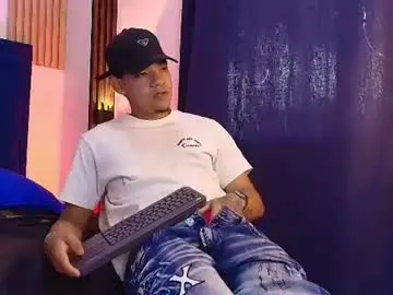 Chaturbate Adult Webcams of bick_jhonn