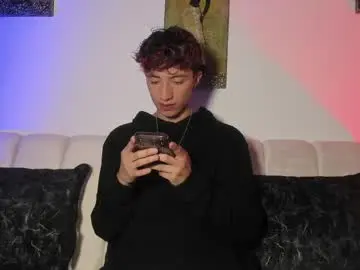 Chaturbate Live Sex of mhatias_
