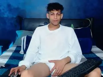 Chaturbate Best live sex cam show of matthew_hawk19