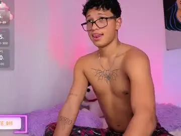 Chaturbate Watch Live Sex Cams of ette_moon