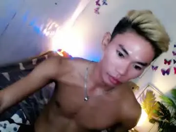Chaturbate Live Sex Cam of yourdreamboyx