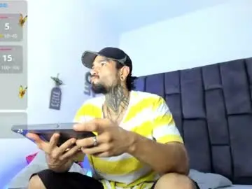Chaturbate Sex Cam of zack_moorris