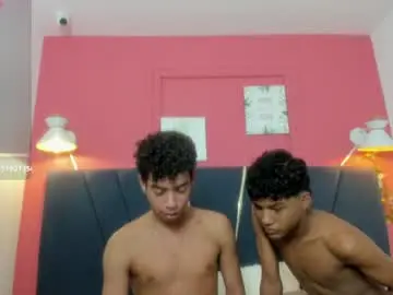 Chaturbate Adult Webcam of alexx_cum18
