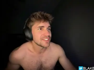 Chaturbate Live Sex Cam of blakemiles2
