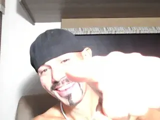 Streamate Live Sex of ThickDick2cum