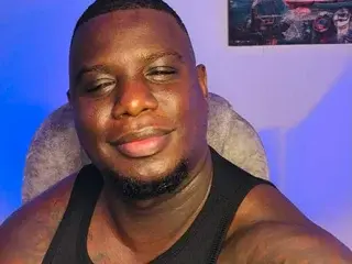Streamate Free Porn Cam of MuscularJohn