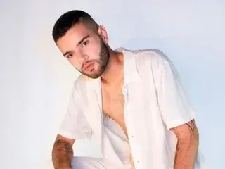 Streamate Live Sex of elliot_flame