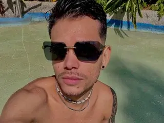 Streamate Free Porn Cam of Pitter_Thompson31